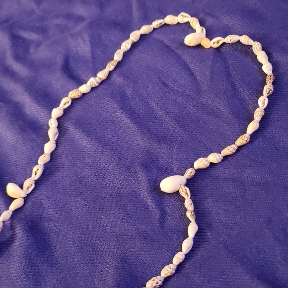 Cowrie Shell Necklace - Picture 3 of 5